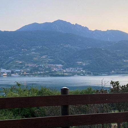 Lake Apartment Ischia Green Tenna Екстер'єр фото