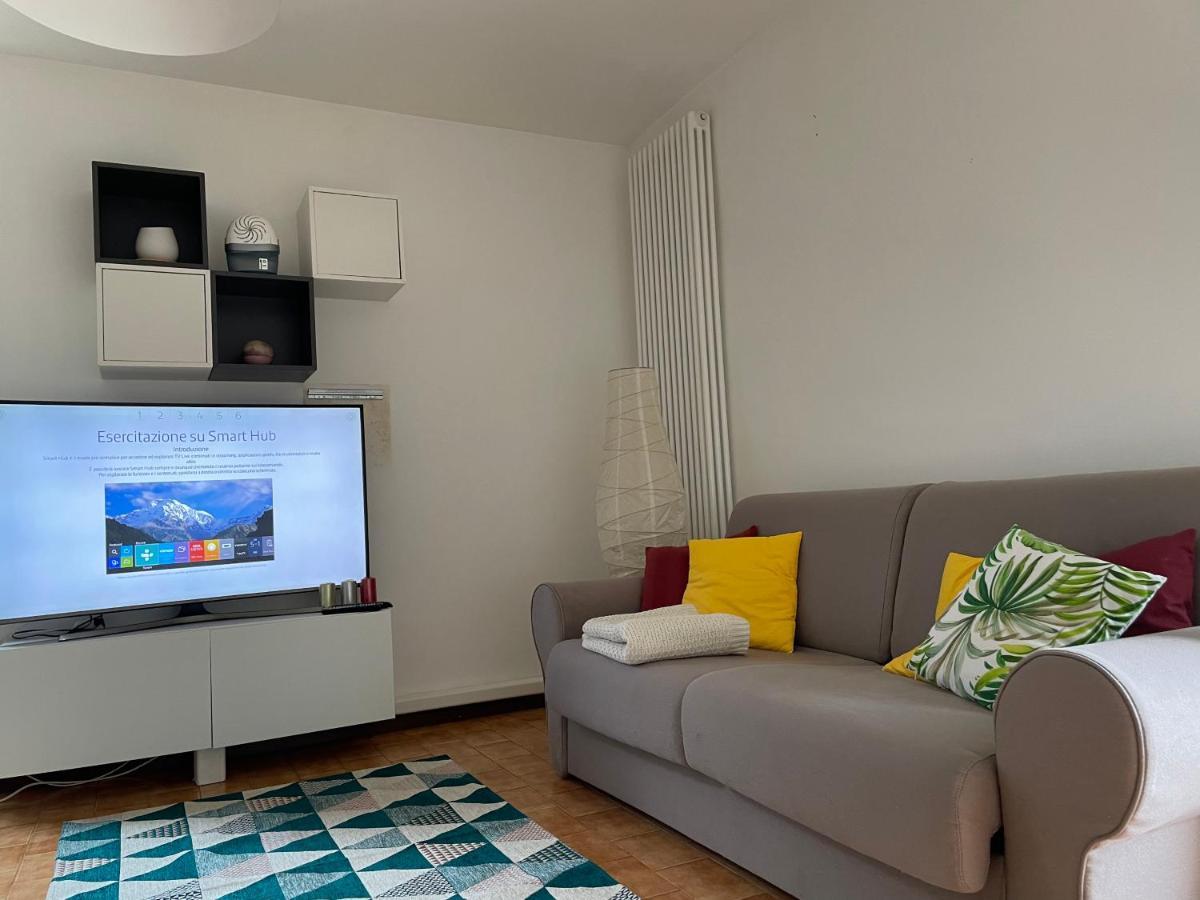 Lake Apartment Ischia Green Tenna Екстер'єр фото