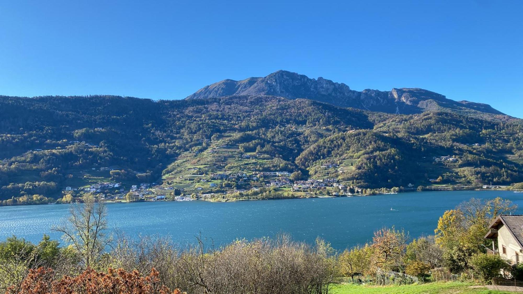 Lake Apartment Ischia Green Tenna Екстер'єр фото