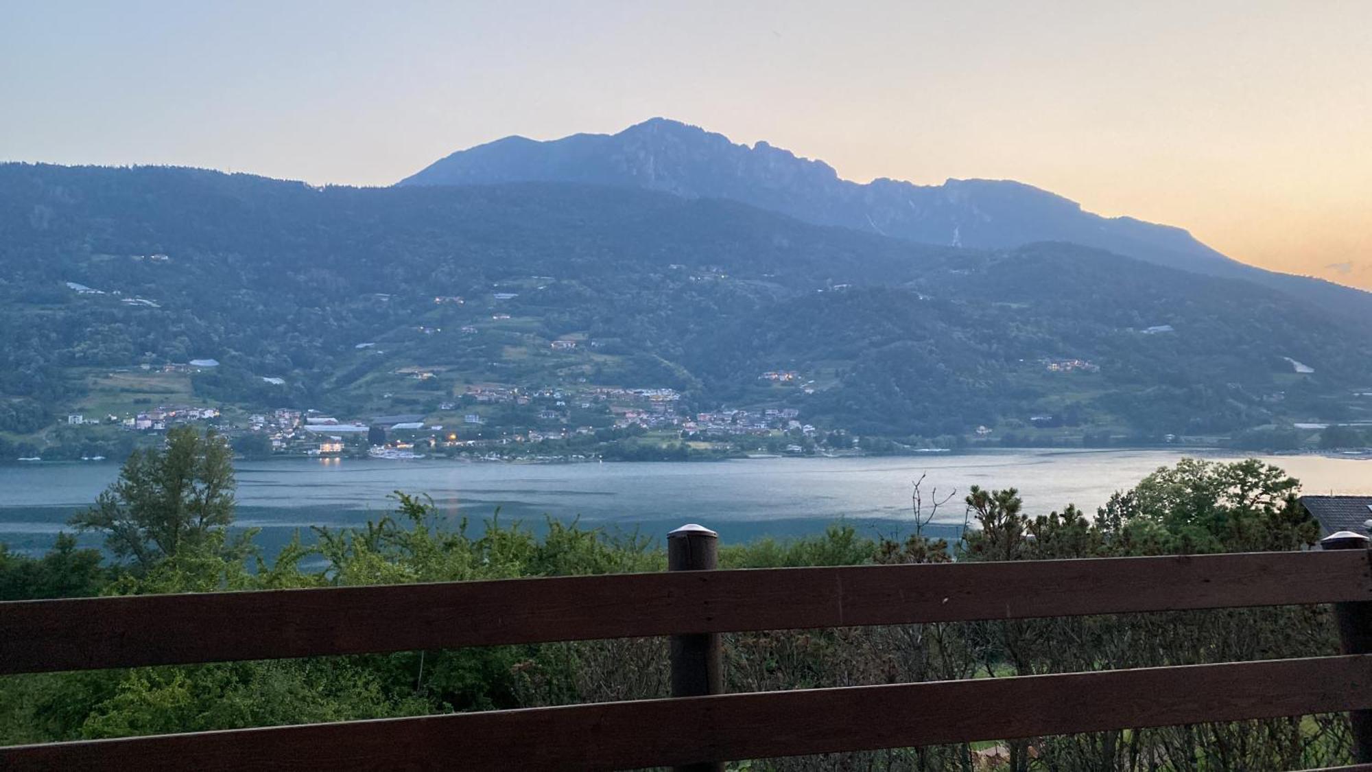 Lake Apartment Ischia Green Tenna Екстер'єр фото